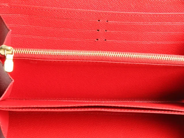 Louis Vuitton Monogram Zippy Wallet in Caviar leather from Ann's Fabulous Finds, photo 8 of 9