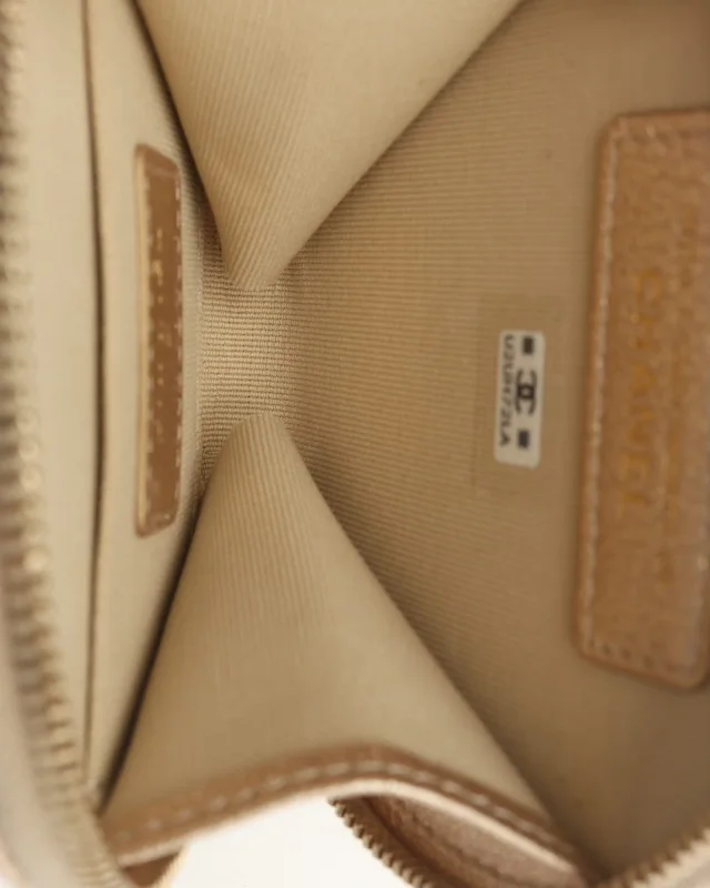 Chanel CC Coin & Airpod Case in Leather from A Retro Tale, photo 7 of 9