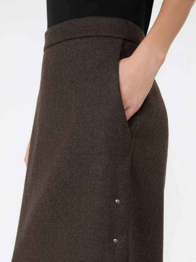 Max Mara press-stud-detail midi skirt, photo 5 of 6 from SENSER
