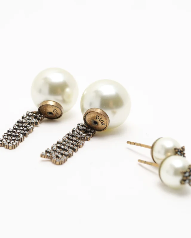 Dior J'Adior Pearl Tribales Earrings from A Retro Tale, photo 3 of 3