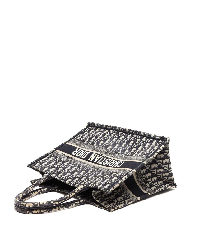 Dior Medium Oblique Book Tote Bag in Canvas from A Retro Tale, photo 4 of 10