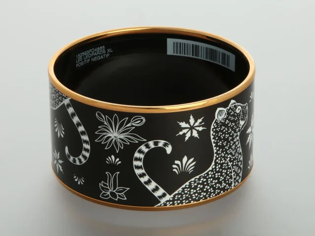 Hermès Extra Wide Les Léopards Enamel Bangle from Ann's Fabulous Finds, photo 4 of 5
