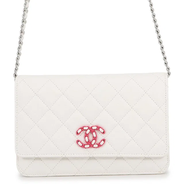 Chanel Matelasse Chain wallet WhiteAP3709 Caviar Leather in Caviar leather from GALLERY RARE