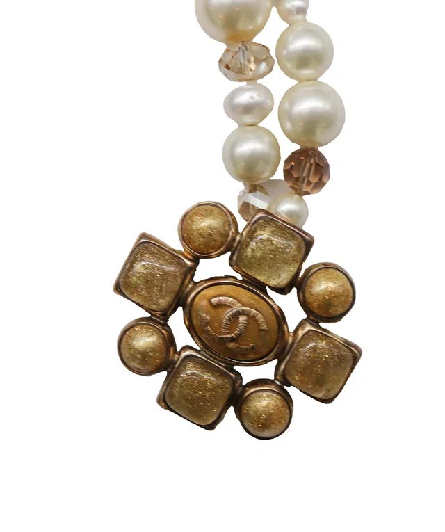 Chanel Necklace WA4887 Gold in Gold Resin from Luxury Promise