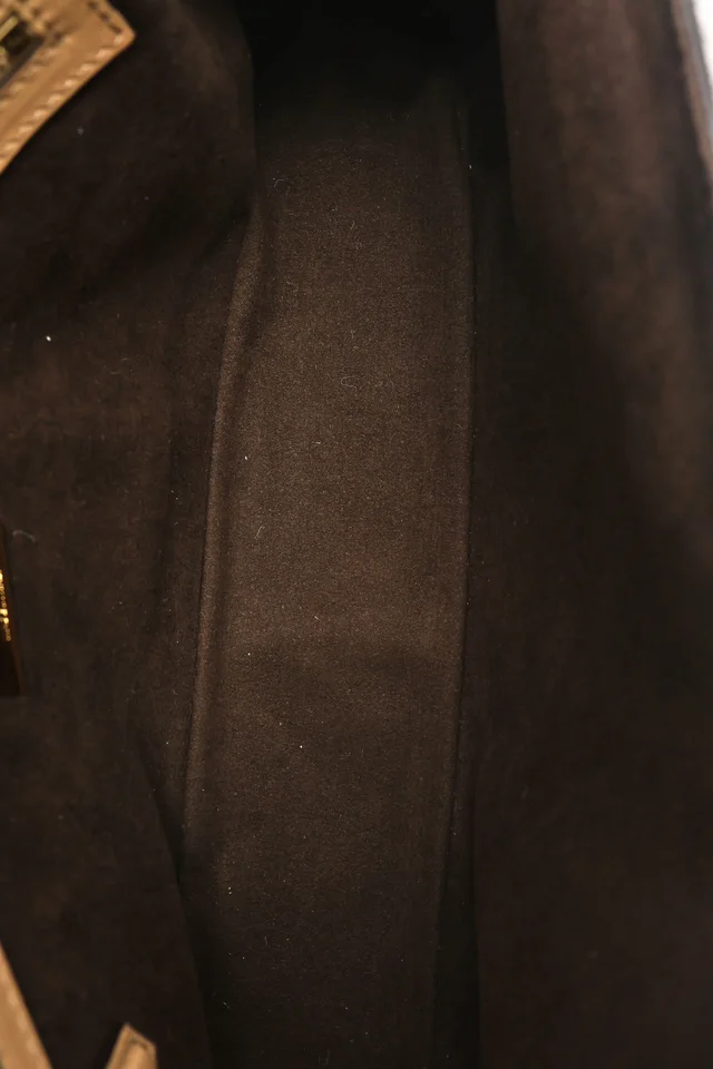 Fendi Shearling Baguette Bag in Wool from A Retro Tale, photo 6 of 9