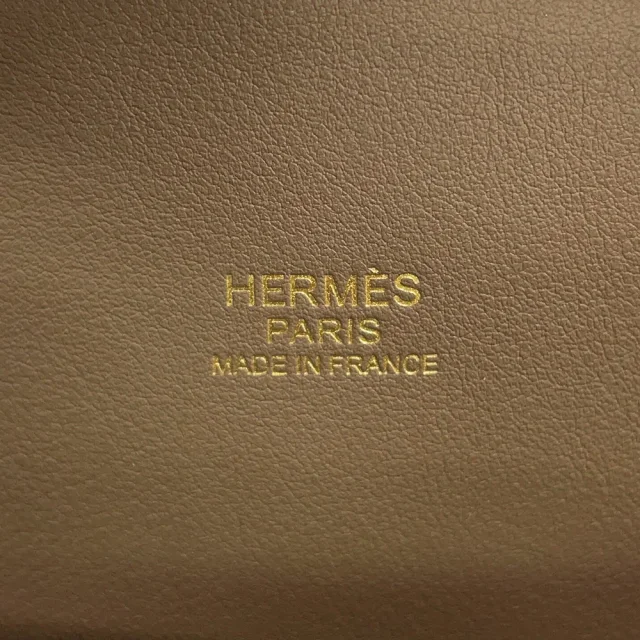 Hermès Bolide Etoupe Taurillon Clemence Size 31 in Taupe Clemence leather from GALLERY RARE, photo 14 of 15