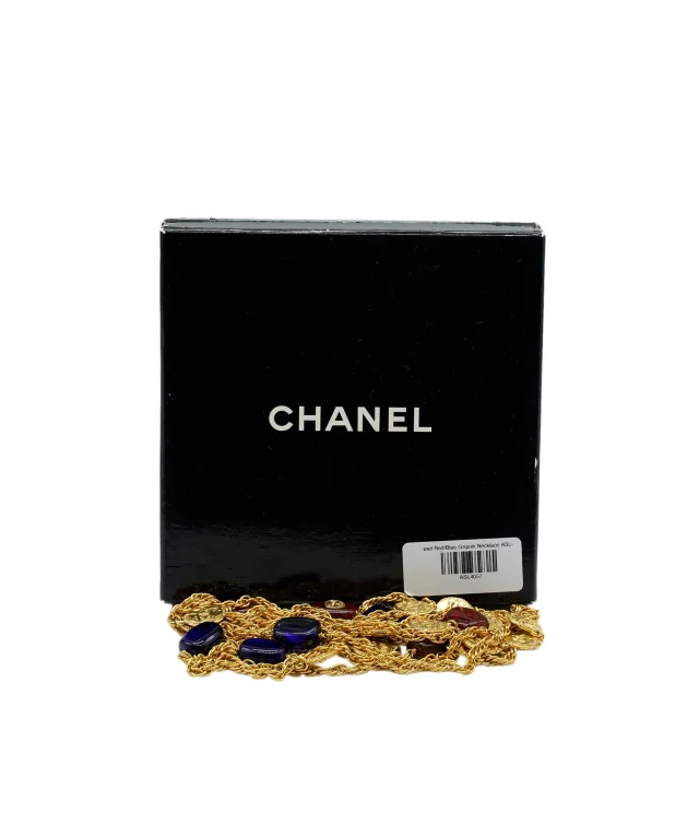 Chanel Red/Blue Gripoix Necklace in Red from Luxury Promise, photo 6 of 6