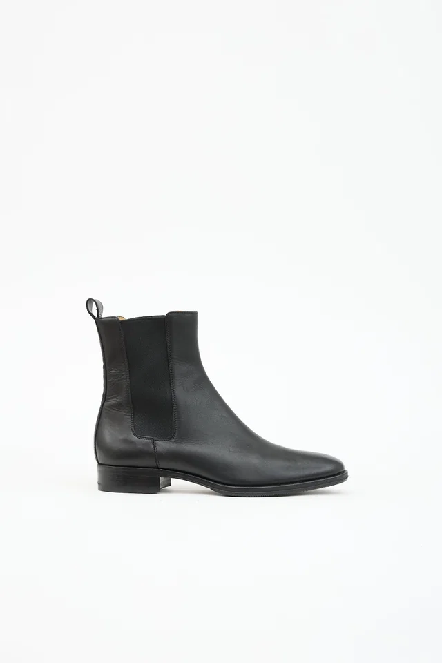 Gucci Leather Chelsea Boot in Leather from VSP Consignment