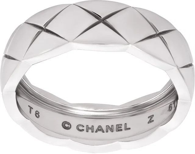 Chanel Coco crush ring in White White Gold from Gray And Sons