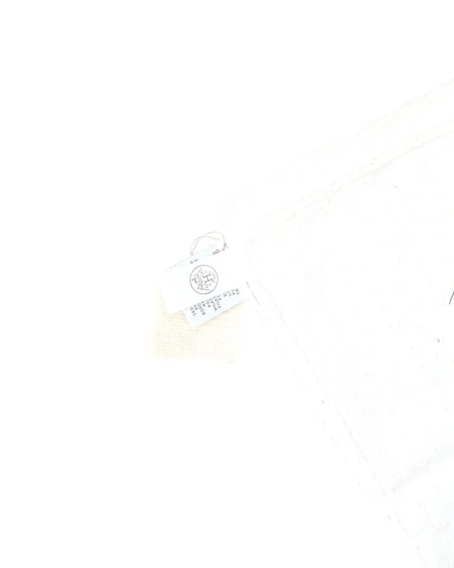 Hermès 70 Brides de Gala Broderie Anglaise Silk scarf in Silk from A Retro Tale, photo 4 of 4