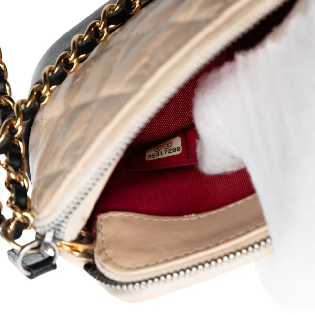Beige Chanel Bicolor Aged Calfskin Gabrielle Double Zip Clutch with Chain Crossbody Bag in Beige Calfskin from Designer Revival, photo 6 of 8