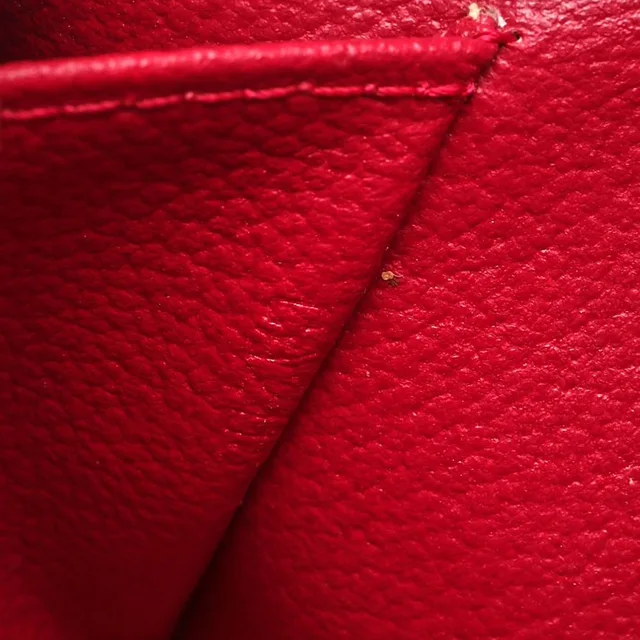 Louis Vuitton Vernis Cosmetic Pouch in Leather from A Retro Tale, photo 8 of 8