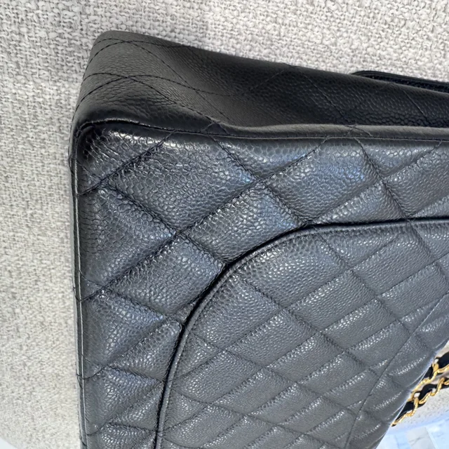 Chanel Large Single Flap Bag in 24K Gold Plated, caviar leather, Metal from Reowned, photo 7 of 9