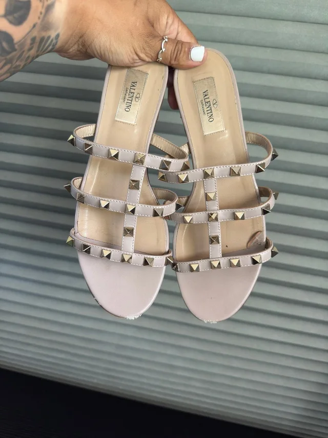 Valentino Garavani Rockstud Flat Slide Sandals Poudre Eu 37.5 Us 7.5 in pink Leather from Poshmark