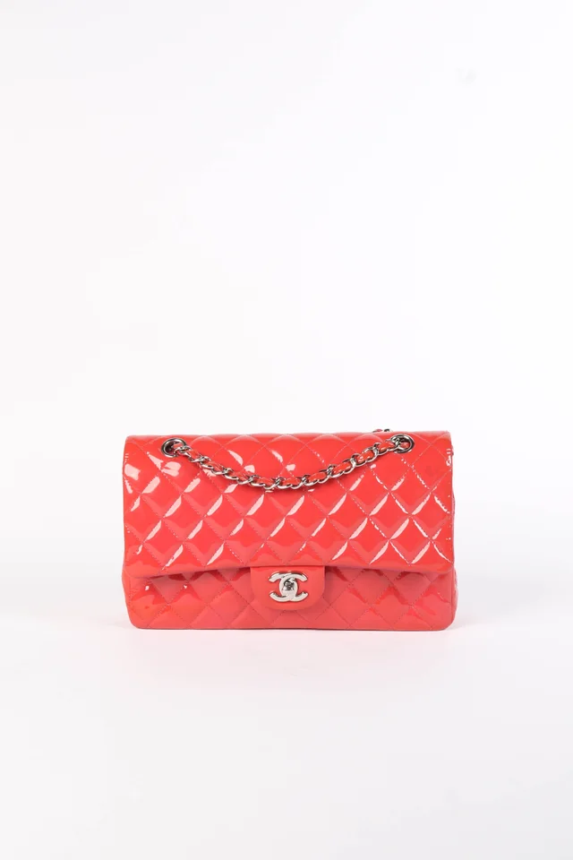 2010s Chanel Pink Patent Leather Medium Double Flap Shoulder Bag in Pink Patent leather from Break Archive