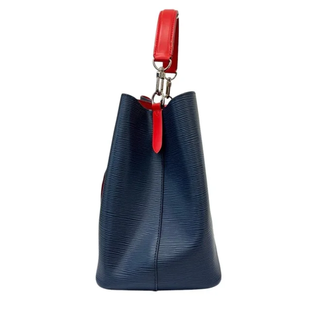 Louis Vuitton Neonoe MM Epi Shoulder Bag in Blue Leather from LuxUness, photo 2 of 19