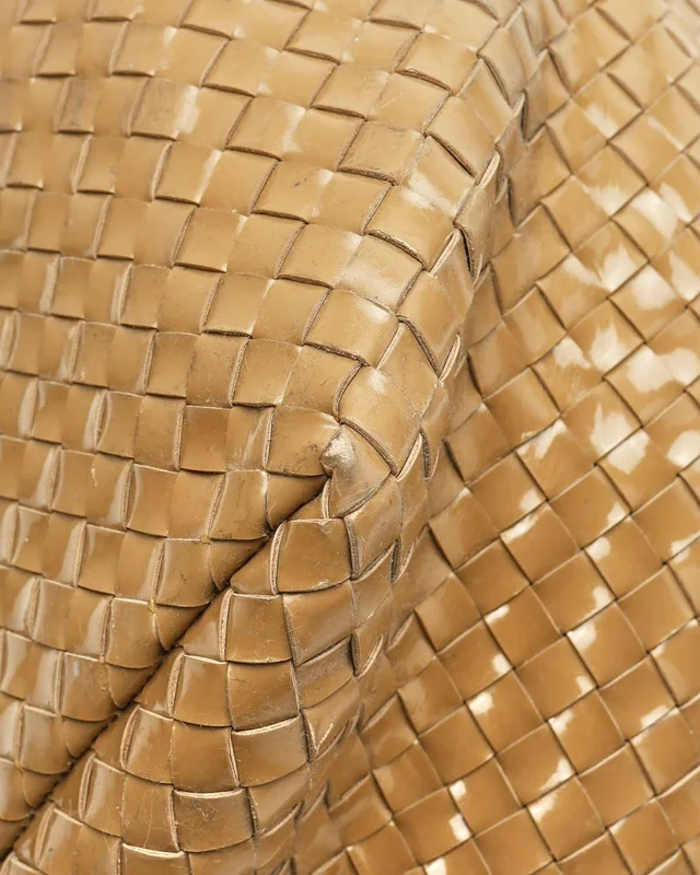 Bottega Veneta Patent Intrecciato Cabat GM Tote Bag in Patent leather from A Retro Tale, photo 7 of 11