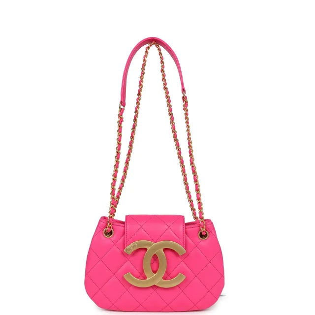 Chanel CC Mini Shoulder Bag Fuchsia Lambskin Antique Gold Hardware in Pink Lambskin from Madison Avenue Couture, photo 7 of 10