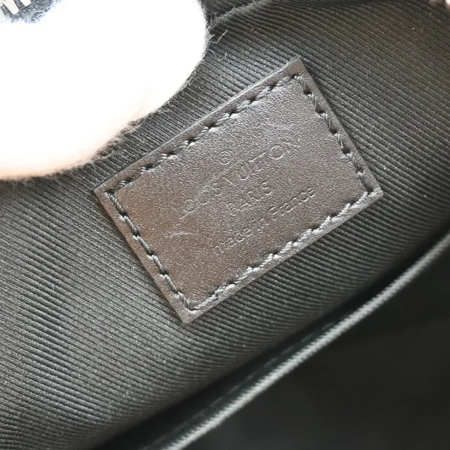 Louis Vuitton Trio Messenger Reverse Monogram Eclipse Canvas Black Bag in Black Canvas from HEWI, photo 6 of 8