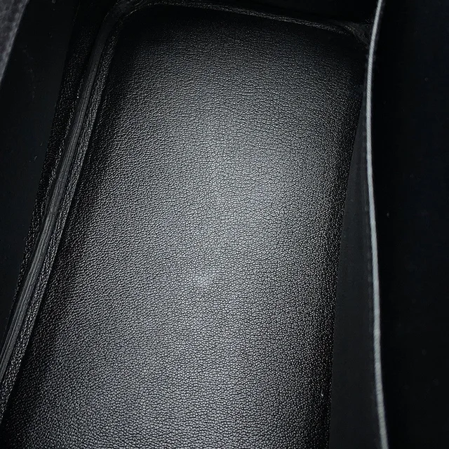 Hermès Birkin Black Togo Leather Size 30 in Black Togo leather from GALLERY RARE, photo 10 of 21
