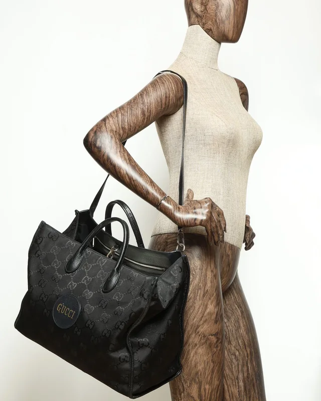 Gucci GG Tote Bag in Canvas from A Retro Tale, photo 13 of 13