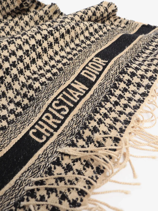 Dior Black and beige houndstooth scarf in Black Silk from Sign of the Times, photo 3 of 3