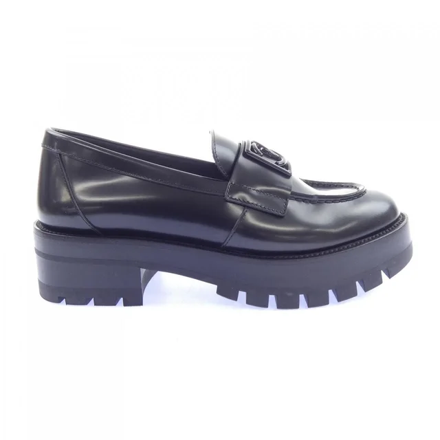 Chanel Sneakers Black in Black from The Reluxe