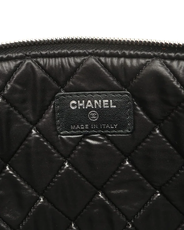 Chanel Mademoiselle Laptop Case, size 15-Inch from A Retro Tale, photo 5 of 5
