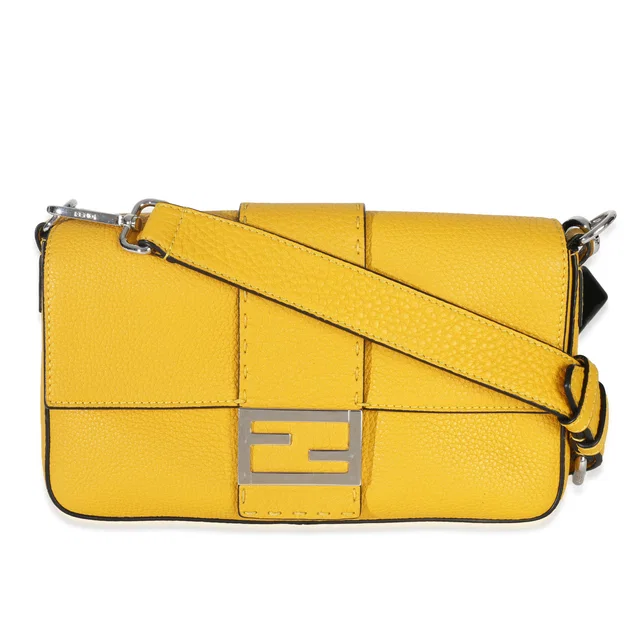 Fendi Yellow Cuoio Romano Selleria Belt Baguette Bag Leather Handbag in Yellow Leather from HEWI