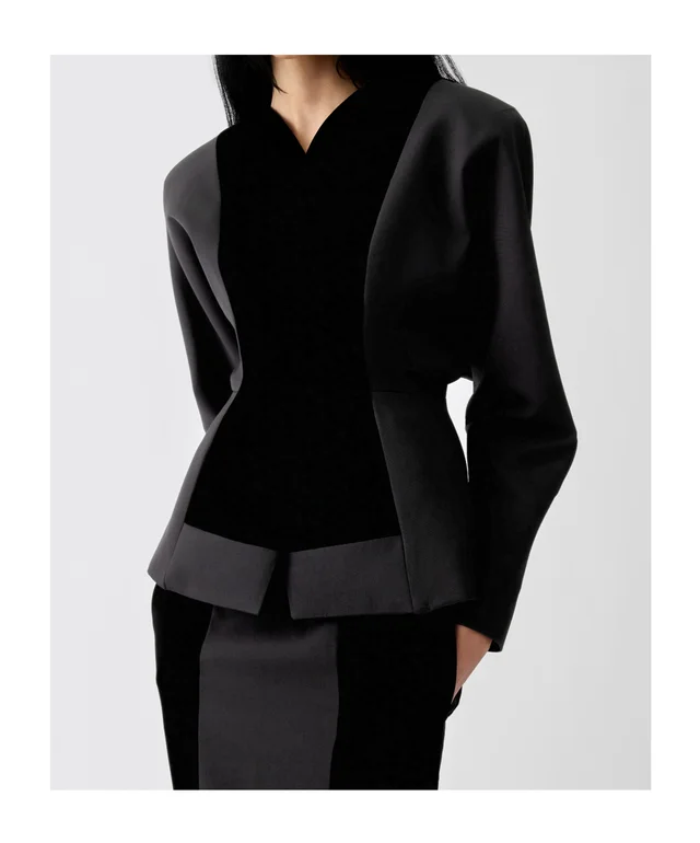 Jacquemus The Paloma jacket, photo 3 of 5 from SENSER