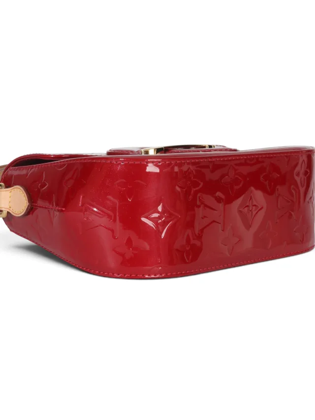Louis Vuitton Pomme D'Amour Vernis Bellflower PM in Patent leather from Season 2 Consign, photo 6 of 9
