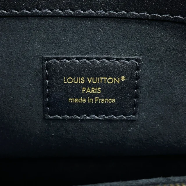 Louis Vuitton Avenue 2WAY Bag NoirM25577 Monogram Empreinte Leather Size PM in Leather from GALLERY RARE, photo 17 of 18