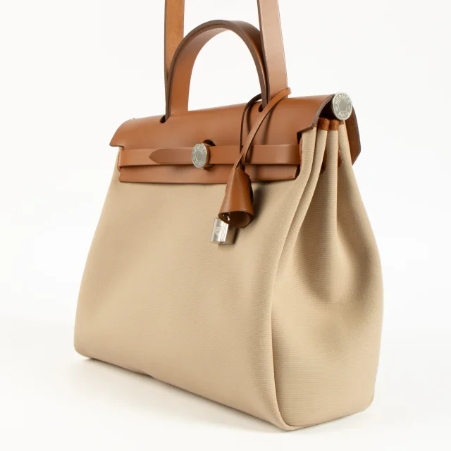 Hermès Herbag Zip 31 Beton/Fauve Toile Officier/Hunter PHW in Canvas from Labellov, photo 3 of 7