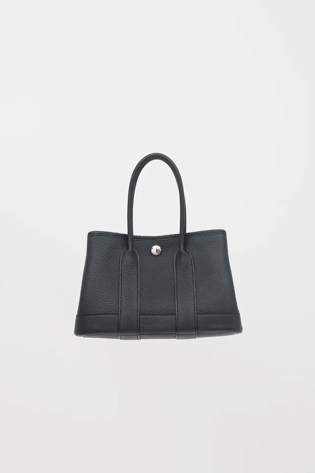 Hermès 2025 Noir Negonda Neo Garden 23 Bag in Black Leather from VSP Consignment