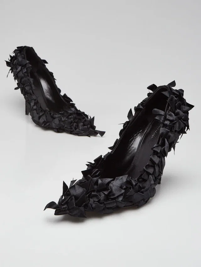 Balenciaga Black Satin Bow Covered Marie-A Pumps Size 7.5/38 in Black Satin from Yoogis