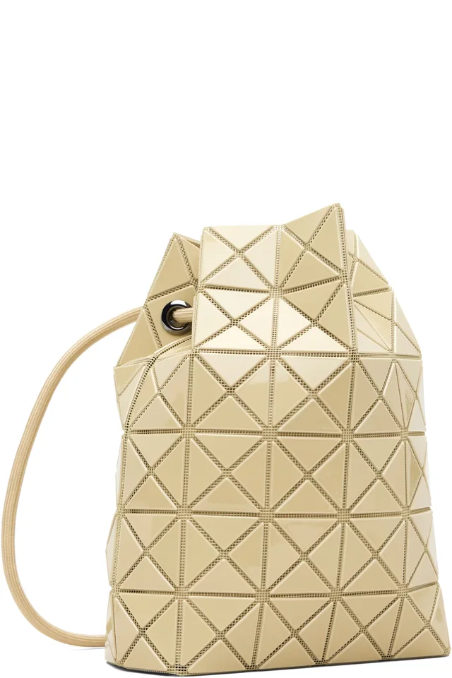 BAO BAO ISSEY MIYAKE Beige Wring One-Tone Bag, photo 2 of 4 from SSENSE