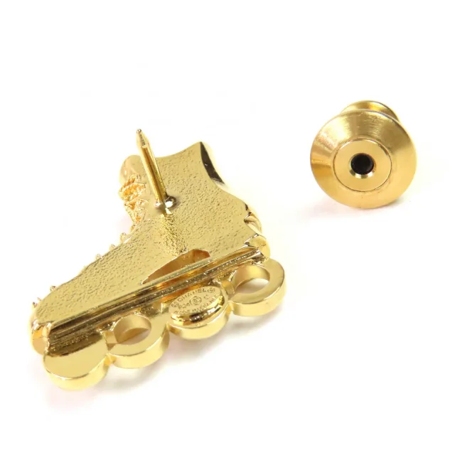Chanel Brooch Roller Skates Brooch in Gold Others from LuxUness, photo 4 of 5