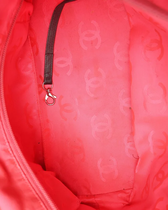 Chanel Cambon Tote Bag in Leather from A Retro Tale, photo 9 of 10