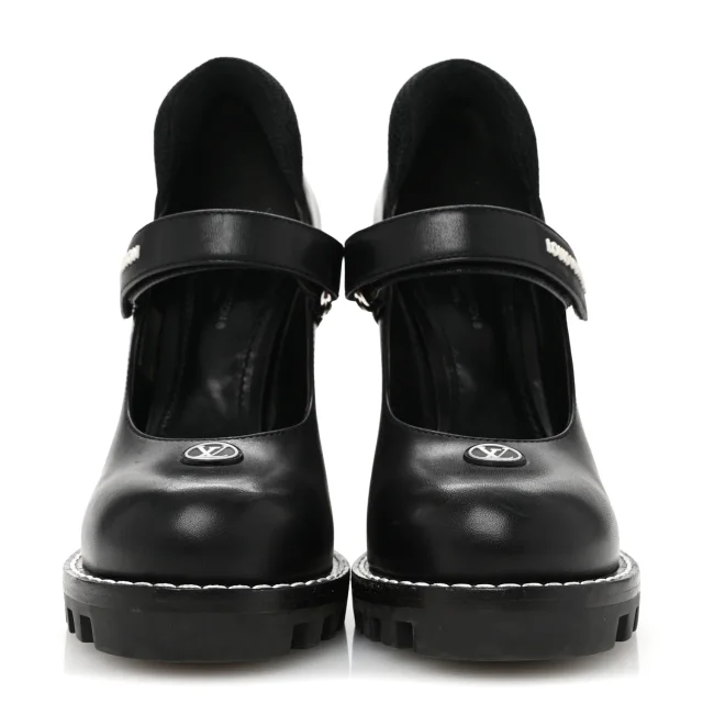 Louis Vuitton Star Trail Ankle Pumps 37 Black in Black Calfskin from FASHIONPHILE, photo 3 of 10