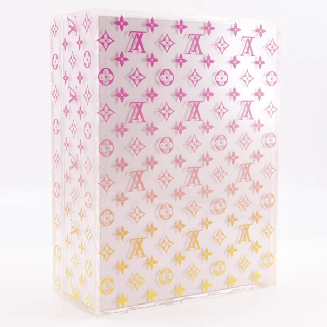 Louis Vuitton Sunglasses Case Monogram Acrylic Accessory in Pink Plastic from LuxUness, photo 3 of 7