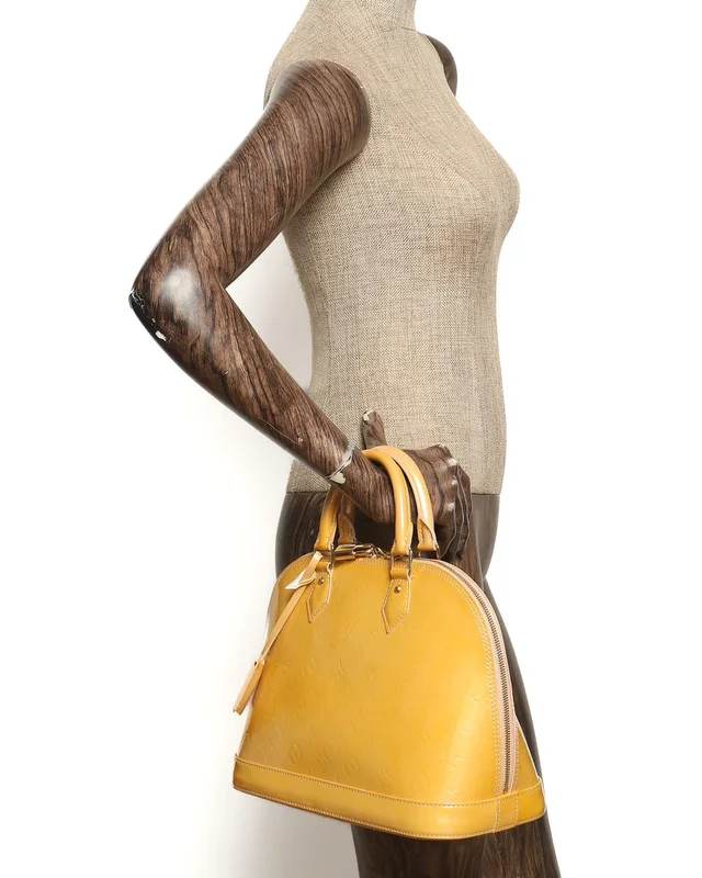 Louis Vuitton Vernis Alma PM Bag in Leather from A Retro Tale, photo 8 of 8