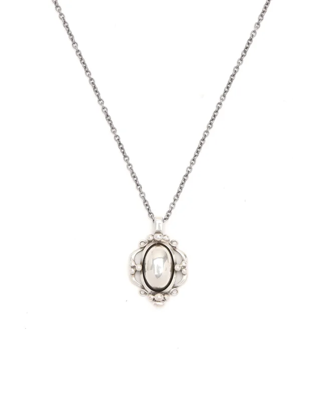 Georg Jensen Heritage Silver Necklace in Silver Satin from A Retro Tale