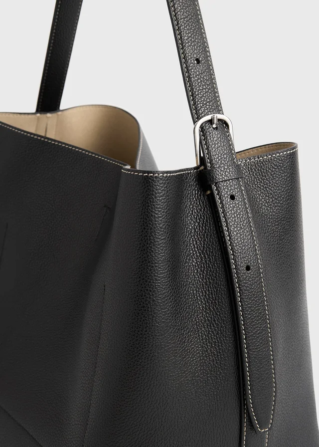 Toteme medium belted grained-leather tote bag, photo 6 of 7 from SENSER