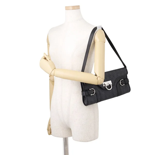 Ferragamo Gancini Shoulder Bag BlackAQ-21 Leather in Leather from GALLERY RARE, photo 2 of 2