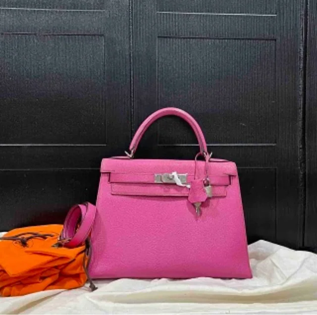 Hermès Kelly 28 Rose Purple Frame J in Pink from Luxury Promise