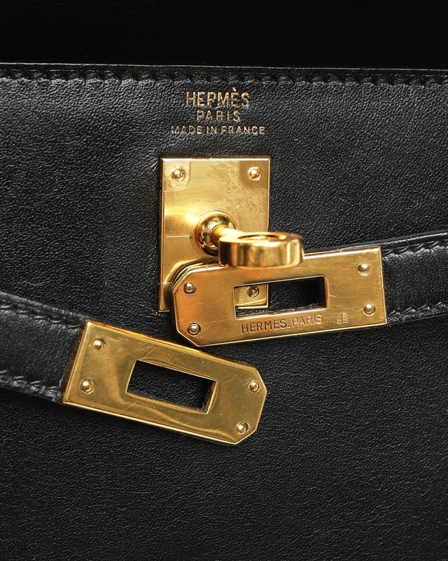 Hermès Mini Kelly 20 Sellier Box Bag in Box leather from A Retro Tale, photo 6 of 11