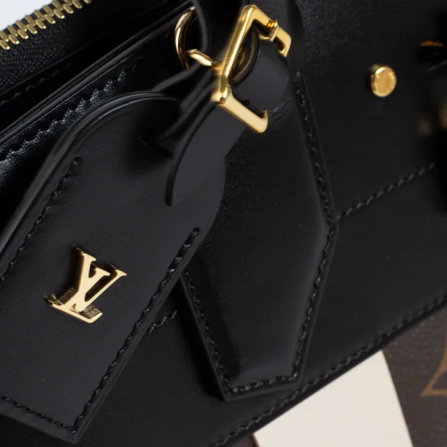 Louis Vuitton Damier Tressage City Steamer MM Bag in Woven leather from Labellov, photo 9 of 9