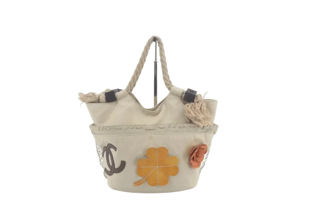 Sacs de plage cabas Chanel Tote Bag from Luxury Promise