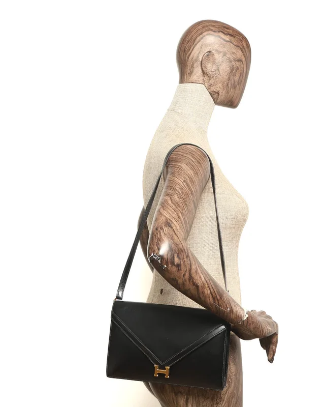 Hermès Lydie Box Shoulder Bag in Box leather from A Retro Tale, photo 10 of 10