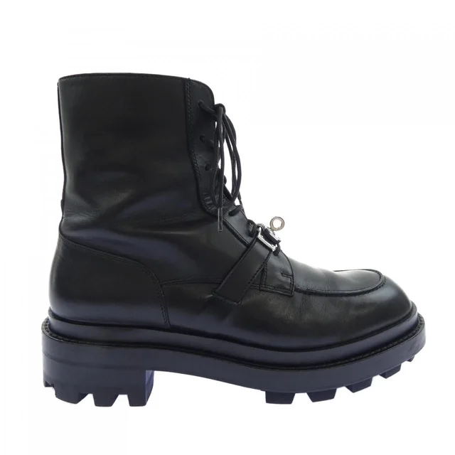 Hermès Fears Kelly Buckle Boots from The Reluxe